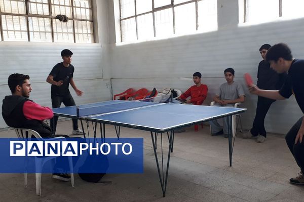 مسابقات قهرمانی تنیس روی میز منطقه کهریزک 