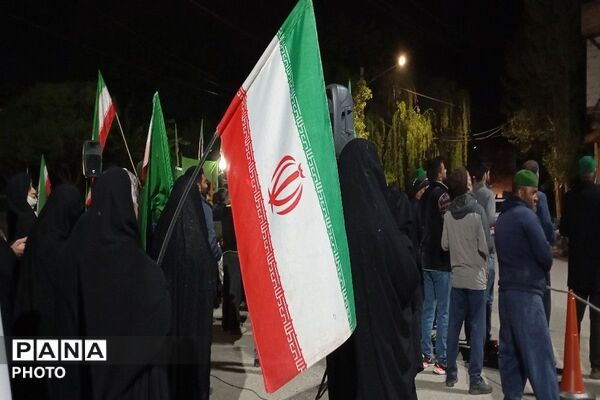 جمهوری اسلامی ایران مستقل متحد پیشرفته  و پیروز است