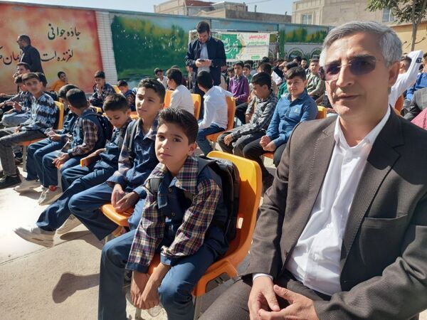 نواختن زنگ مهر و ایثار در شهرستان شیروان