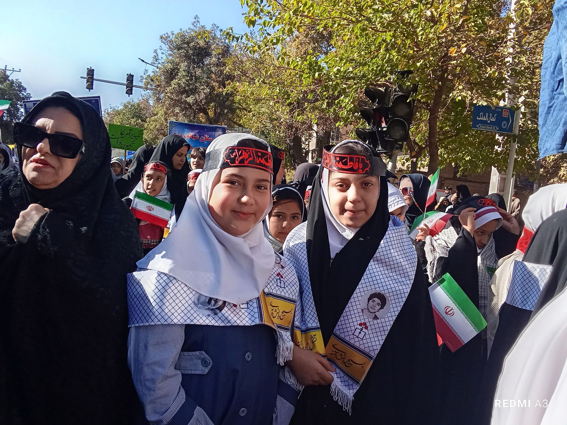 راهپیمایی 13 آبان با حضور حداکثری دانش آموزان در شهرستان نیشابور 