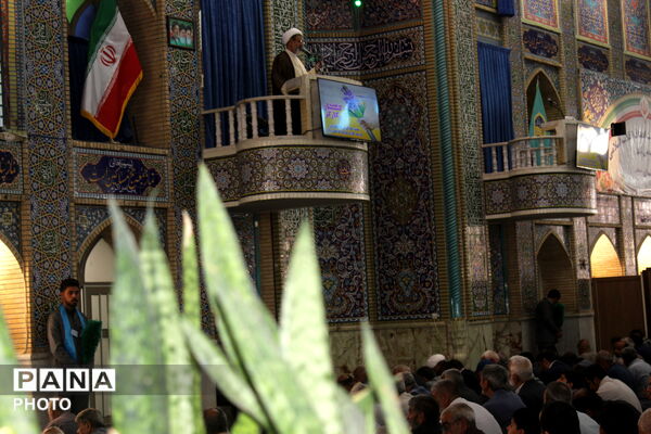 نماز جمعه این هفته با حضور مدیر کل آموز و پرورش 