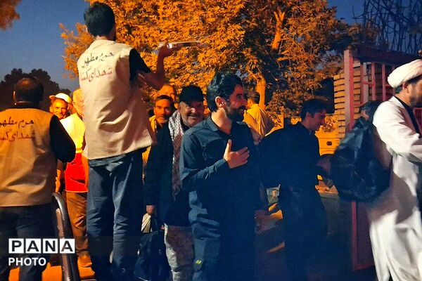 دانشگاه آزاد شهرقدس؛ مأمن زائران اردبیلی در مسیر وداع با رهبر شهید