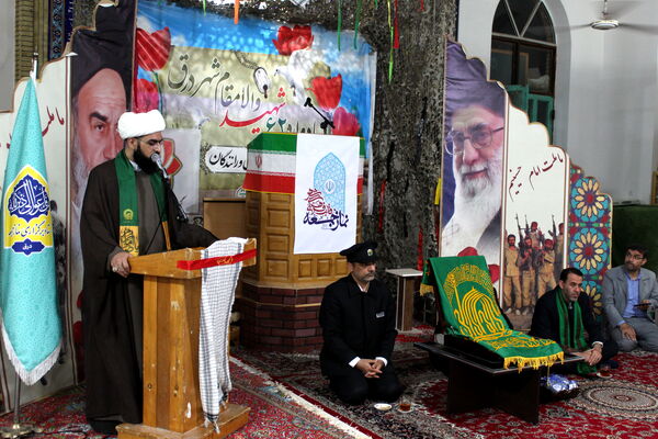 حضور کاروان آستان خورشید در شهر درق