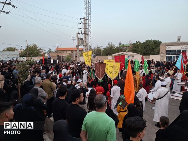 حرکت نمادین کاروان اسرای کربلا در شهر آوه