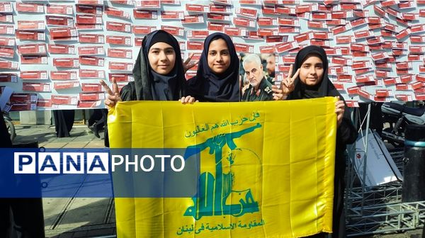  راهپیمایی ۱۳آبان روز ملی استکبار ستیزی و روز دانش آموز 