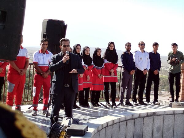  آیین برافراشته شدن پرچم مقدس ایران در بلندترین نقطه کاشمر