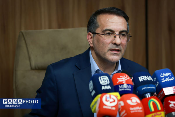 نشست خبری رئیس سازمان اداری و استخدامی کشور