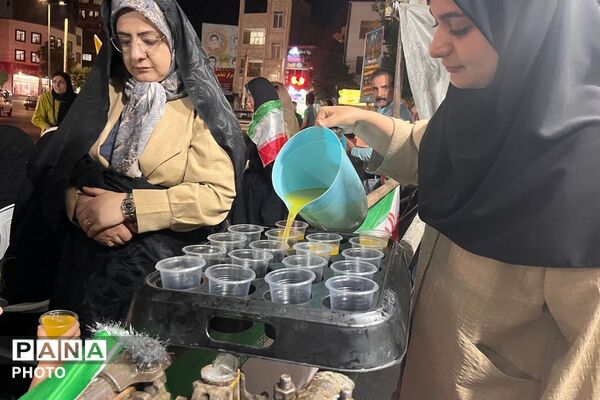 شور غدیر در میدان امام خامنه‌ای؛ اجتماع شبانه مردم شهرستان قدس جلوه‌ای از عشق به ولایت