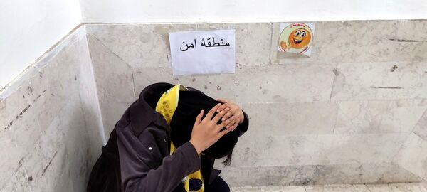 مانور زلزله در دبیرستان هاشمی نژاد