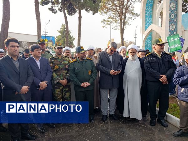 هم‌صدایی نسل آینده در مراسم باشکوه گلبانگ انقلاب