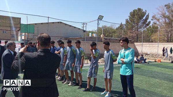 آیین بازگشایی مدارس و افتتاح طرح‌های ورزشی در جلگه رخ  