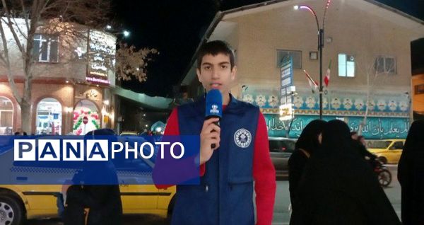 سرود خیابانی به‌مناسبت دهه فجر در کاشمر