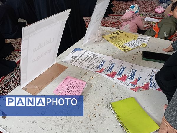 برپایی غرفه کودک در نمازجمعه شهرستان کاشمر 