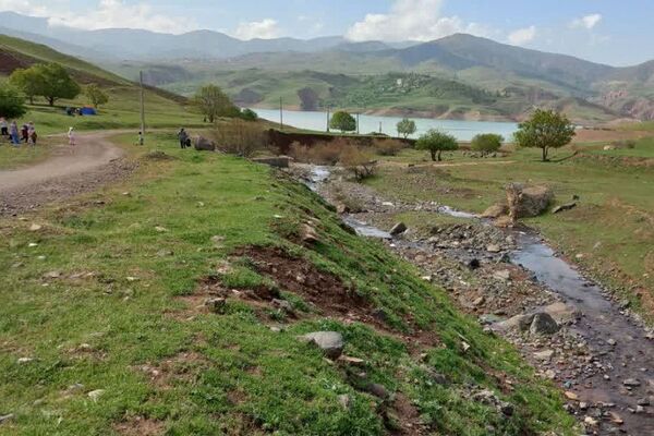 پاکسازی طبیعت در روز طبیعت