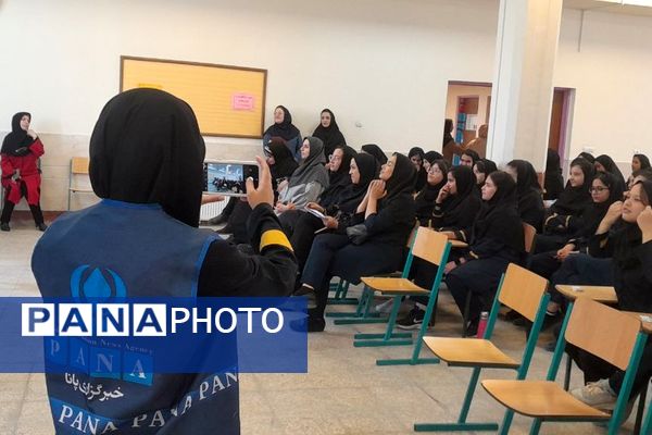 روز خاطره‌انگیز با برگزاری جشن سمپاد در دبیرستان استعدادهای درخشان فرزانگان ملارد