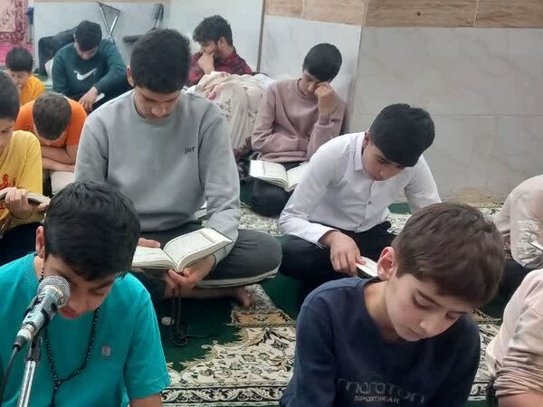 نماز سلمان نقطه عطف آخرین روز اعتکاف در مسجد صاحب الزمان فدافن