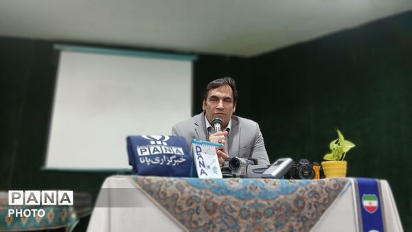 بازدید از کانون بعثت و جلسه هم اندیشی شهردار با پانای ها