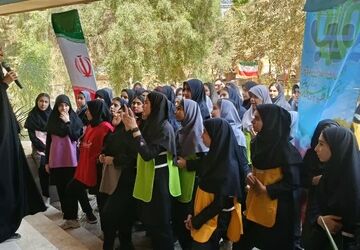 برگزاری اردوی دخترانه «برپا» در سالن کانون مریم استان قم 