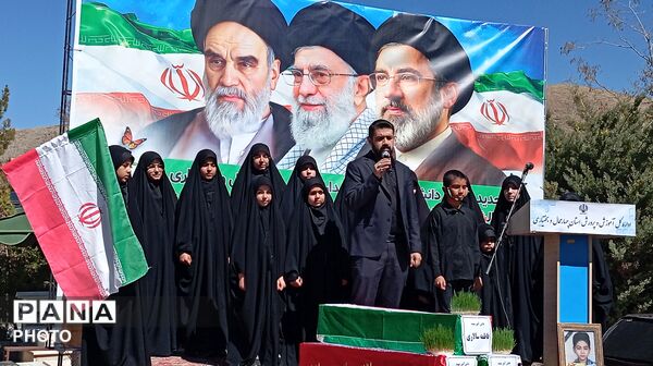 اجتماع باشکوه دانش‌آموزان چهارمحال و بختیاری در گلزار شهدای شهرکرد