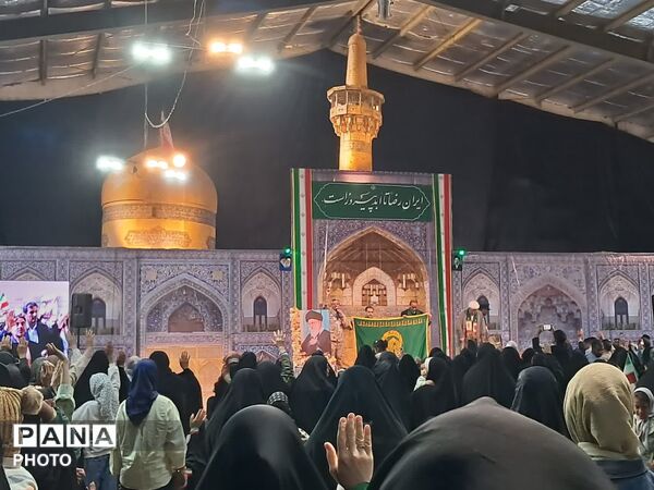 حضور گسترده مردم شهر نیر در جشن زیر سایه خورشید