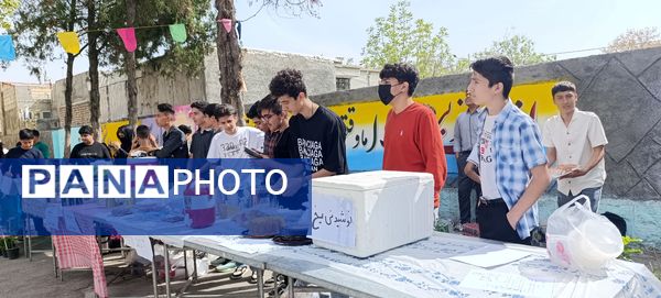 برپایی بازارچه کار و فناوری در دبیرستان شهید بهشتی آشخانه