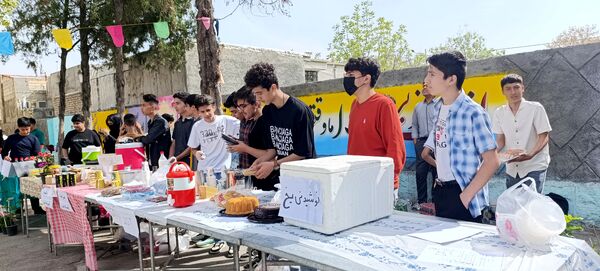 برپایی بازارچه کار و فناوری در دبیرستان شهید بهشتی آشخانه