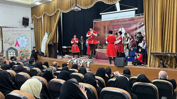جشن هنگامه یلدا به‌مناسبت گرامیداشت میلاد حضرت فاطمه (س) برای بانوان آموزش و پرورش آذربایجان شرقی