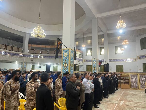حضور قائم‌مقام معاون وزیر در سازمان دانش‌آموزی در  راهپیمایی ۱۳ آبان شهرک مروارید بندرعباس