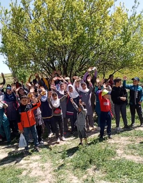 برگزاری اردوی تفریحی دانش‌آموزی بیرون از مدرسه