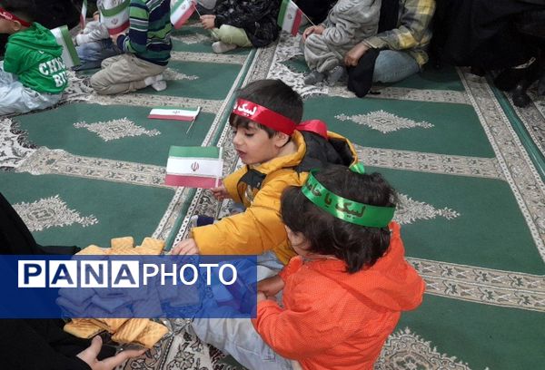 همایش مادران قهرمان پرور حوزه بسیج حضرت زینب(س) در امامزاده ابراهیم(ع) ملارد 