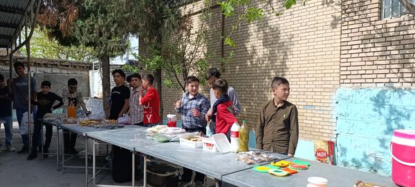 برپایی بازارچه کار و فناوری در دبیرستان شهید بهشتی آشخانه