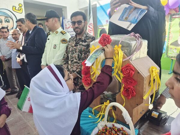 «جشن عاطفه‌ها» در سیریک 