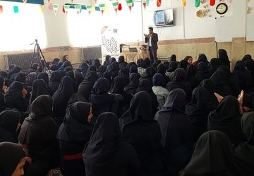 کارگاه آموزشی طرح «ایران دیجیتال» با محوریت پایتون و هوش مصنوعی در دبیرستان شهید خسروی زارچ