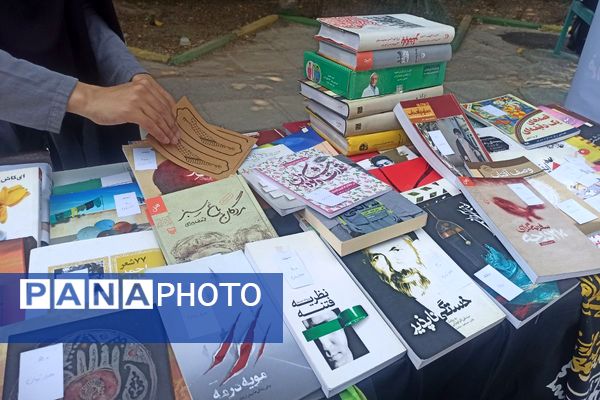 حضور کودکان و نوجوانان در راهپیمایی جاماندگان اربعین حسینی