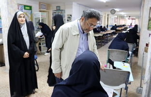 بازدید مدیر آموزش و پرورش منطقه ۱۴ از حوزه امتحانات نهایی خردادماه ۱۴۰۴
