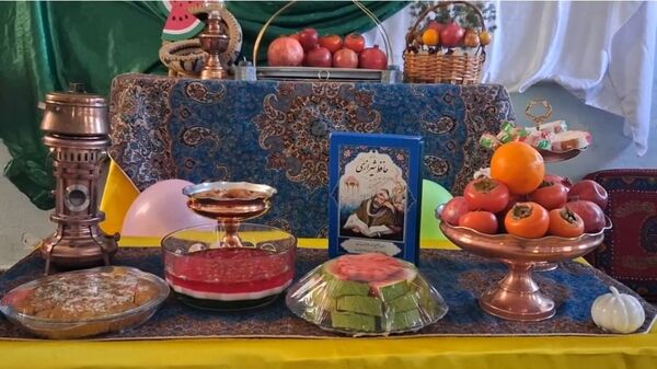 دبستان استقلال میزبان جشن مهر و رنگ در شب یلدا