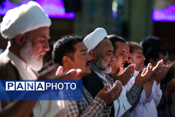 نماز عید قربان در مسجد مقدس جمکران