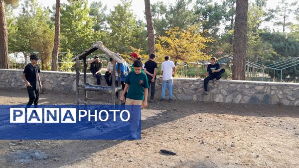 خودکفایی در آشپزی؛ دانش‌آموزان جوجه را از زغال تا سفره رساندند