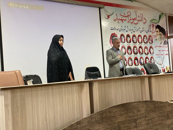 همایش مدیران مدارس شهرستان مه‌ولات در آستانه هفته بزرگداشت مقام والای معلم