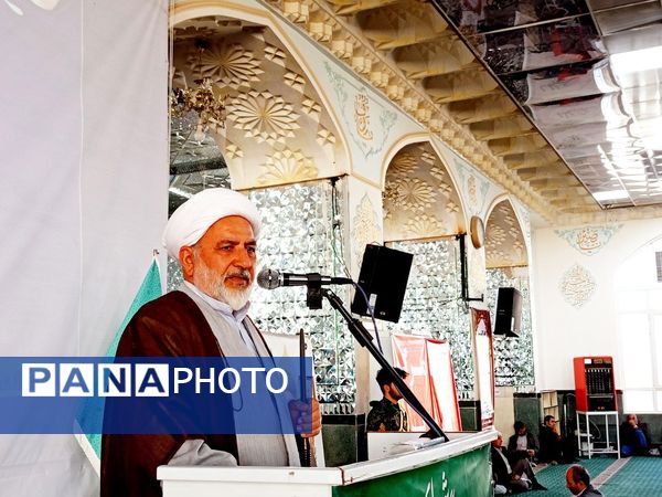 نماز جمعه در کاشمر