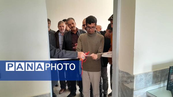 تقدیر از رتبه های برتر علمی-آموزشی، قرآنی، فرهنگی، ورزشی و هنری هنرستان شهید دیواندری سبزوار