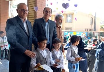 برگزاری جشن شکوفه‌ها همزمان با سراسر کشور در شهرستان کامیاران 