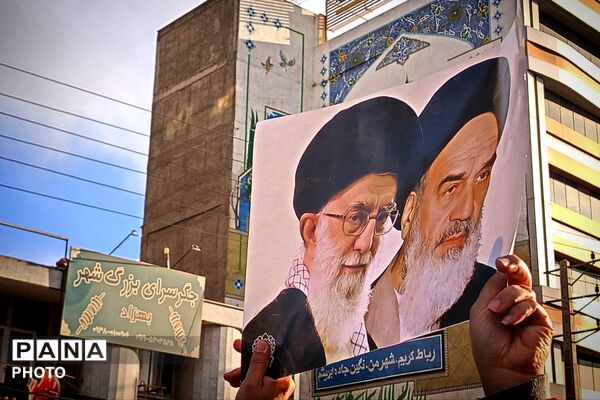 اجتماع مردم رباط‌کریم در سوگواری رهبر معظم انقلاب