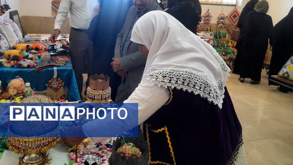 نمایشگاه صنایع دستی مرتبط با کسب و کار