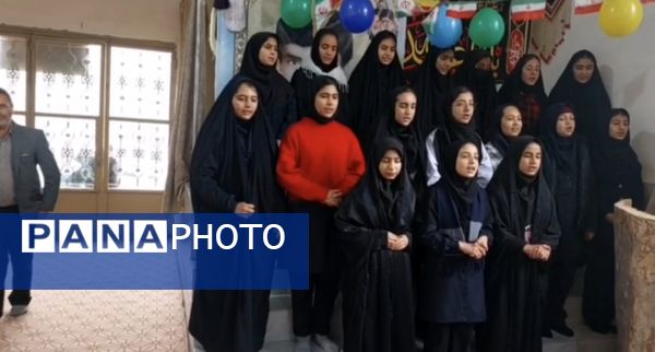 حضور پرشور دانش‌آموزان مدرسه فردوسی سرمازه در راهپیمایی ۲۲ بهمن