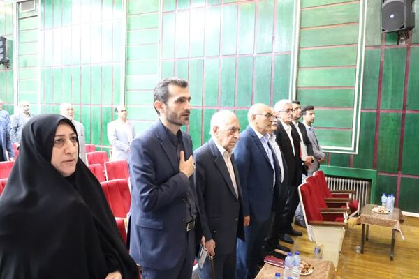 دیدار مدیرکل مدارس غیر دولتی وزارت آموزش و پرورش با مسئولان مدارس غیر دولتی استان یزد