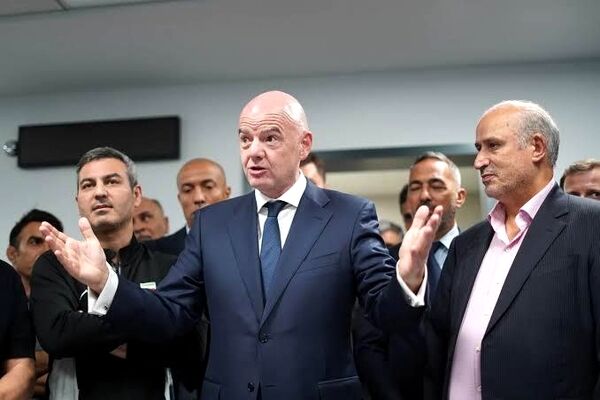 رییس FIFA: ایران بیا/ استقبال اینفانتینو از حضور ایران در جام جهانی+فیلم