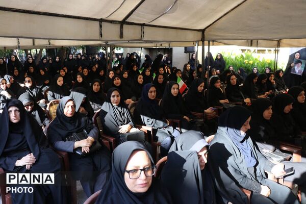 آیین بدرقه و وداع با رهبر شهید انقلاب