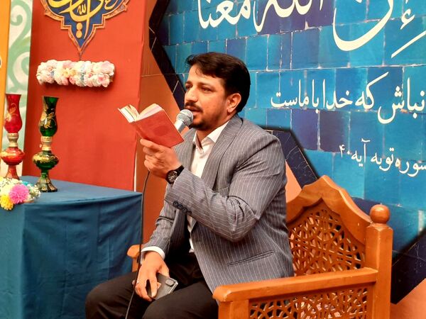 مراسم معنوی اعتکاف در مجموعه رستگاران شهرستان برخوار  