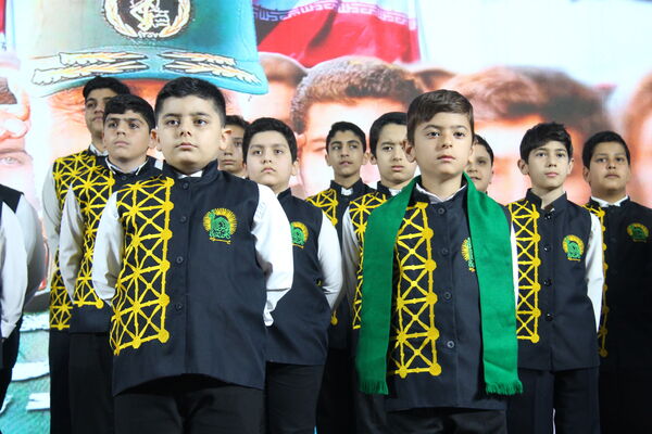 برگزاری کاروان سرباز فصل پنجم روایت یزد در حسینیه محمودآباد